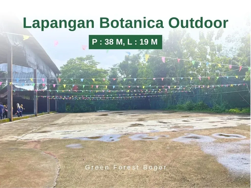 Lapangan Outdoor Botanica